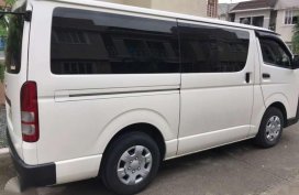 FOR SALE: TOYOTA Hi Ace Commuter 2016