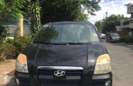 SELLING HYUNDDAI Starex 2005