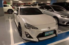 Toyota 86 AT 2012 FOR SALE