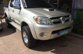 For sale or swap TOYOTA HILUX 2006 MODEL 4X4 AUTOMATIC diesel