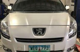 Peugeot 5008 2.0 turbo diesel 2015 model