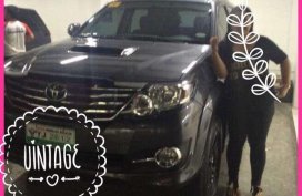 Selling Toyota Fortuner 2015
