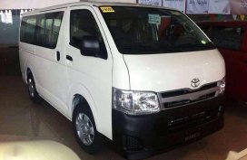 TOYOTA HIACE COMMUTER DIESEL M/T 2019 EURO 4