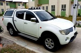 2009 Mitsubishi Strada GLX for sale