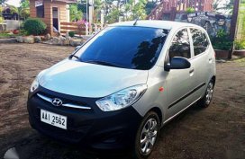 SELLING Hyundai i10 2014
