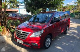 2014 Model Toyota Innova E Automatic transmission