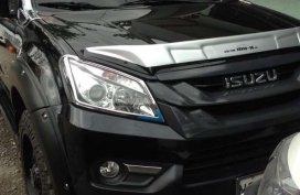 2016 Isuzu MU -X 2.5 Manual tranny 4X2 All power
