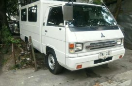 Mitsubishi L300 fb model 2011 exceed dual aircon