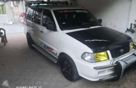 Toyota Revo 2001 manual efi for sale