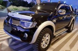 Mitsubishi Strada 2009 FOR SALE