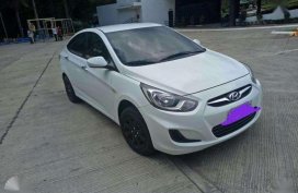 Hyundai Accent Crystal White Manual Transmission 2014