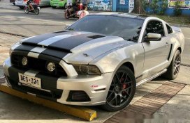 Ford Mustang 2013 gt v8 FOR SALE
