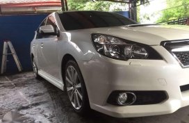 Selling Subaru Legacy 25 GT 2013