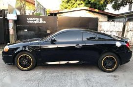 2004 Hyundai Tiburon 