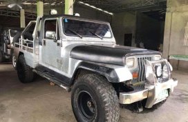 2015 Jeep Wrangler 4x4 Diesel Pick Up Style