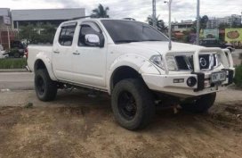 SELLING NISSAN Navara 2012 MT