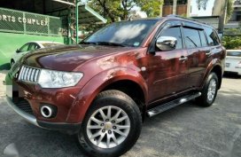 SELLING MITSUBISHI Montero sports gls 2010