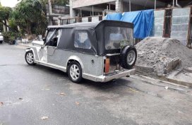 Selling Toyota Owner type jeep 2002