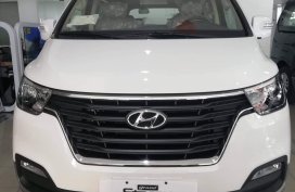Hyundai Starex swivel 2.5L 10s 2019 for sale