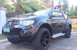 Mitsubishi Strada 2012 glx V for sale
