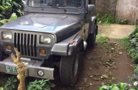 SELLING JEEP Wrangler LIKE NEW 1991
