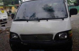 Toyota Hiace Commuter Van 2001 for sale