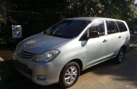 2012 Toyota Innova E FOR SALE