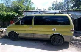 SELLING HYUNDAI Starex 2000