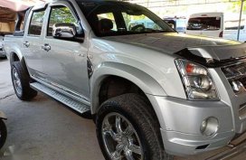 2013 Isuzu Dmax Ls 4x2 automatic FOR SALE