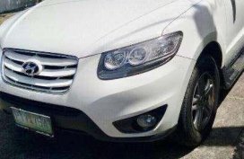 FOR SALE Hyundai Santa Fe year 2011. 