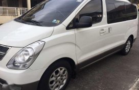 2009 Hyundai Grand Starex Gold top of the line 