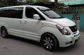 SELLING 2012 Hyundai Starex hvx