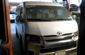 2016 Toyota GL Grandia 3.0L 4 speed auto Ridemax Shocks 17in Wheels