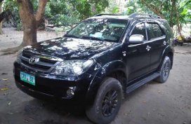 TOYOTA Fortuner G diesel FOR SALE