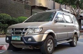Isuzu Crosswind Sportivo X 2013 Year