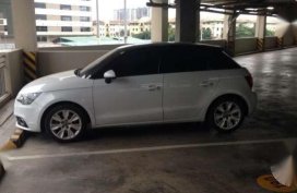 2013 Audi A1 1400cc two-toned Very good condition