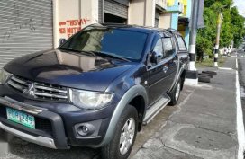 2010 MITSUBISHI Strada pick-up diesel manual campershell