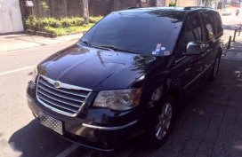 2011 series Chrysler Town and Country Crd Diesel