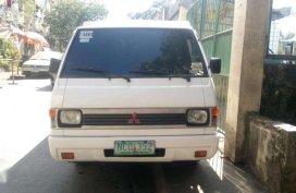 Mitsubishi L300 fb model 2009 dual aircon