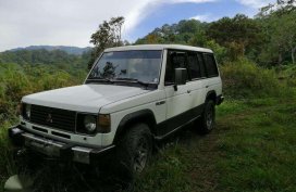 1988 1st gen Mitsubishi Pajero 4x4 for sale