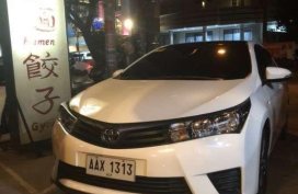 Selling Toyota Altis 1.6E 2015