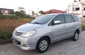 2011 Toyota Innova G FOR SALE