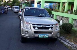 FOR SALE: 2013 Isuzu dmax LS 4x2
