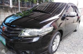 SELLING Honda City 2013