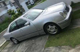 Car for sale MERCEDES BENZ E-240 COLOR GRAY