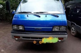 SELLING Hyundai Grace van model 2000