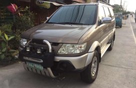 Isuzu Crosswind MATIC diesel sept 2005 FOR SALE