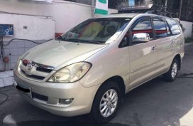 Toyota Innova G 25 Turbo Diesel Engine Automatic 2008 Model