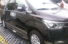 2019 Hyundai Grand Starex gold edition 2.5 AT Srp: 2,188,000