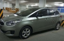 Kia Carens 2014 lx manual FOR SALE